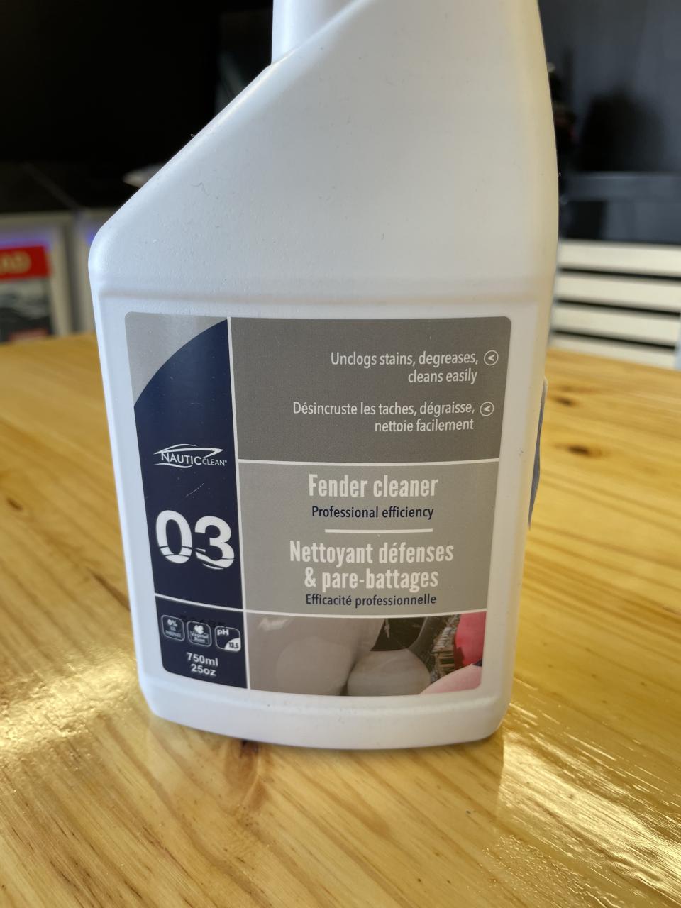 NAUTIC CLEAN N°3 NETTOYANT DEFENSES & PARE-BATTAGES