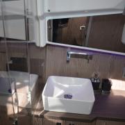 bateau_pneumatique_cabine_salpa_1_.JPG