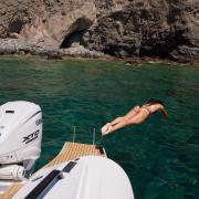 bateau_de_plaisance_moteur_hors_bord_yamaha_2_.jpg