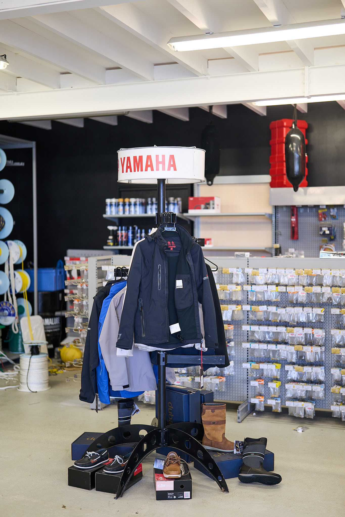 Magasin d'accastillage Bretagne 