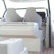 cockpit_ryck_280_t-top_noir_cuisine_exterieure_sellerie_brodee_premium.jpg