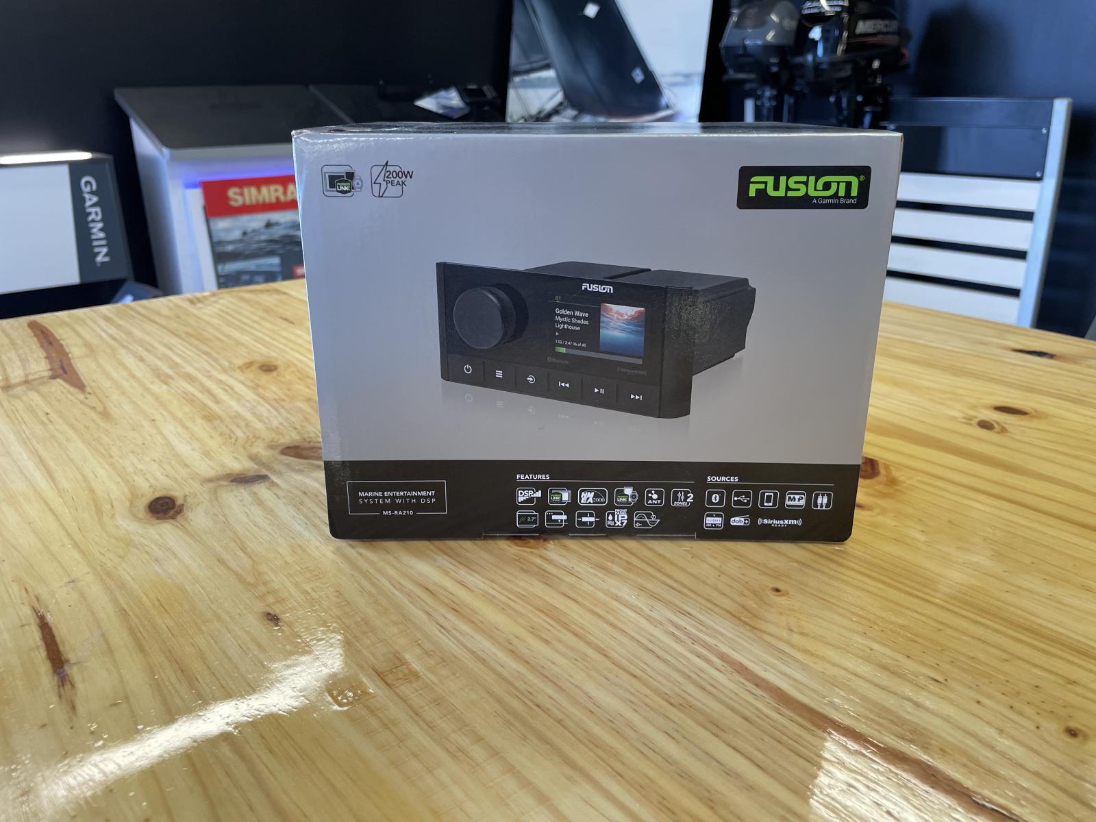 AUDIO FUSION POUR BATEAU RA210