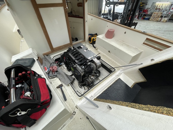RHEA 750 TIMONIER REFIT MECANIQUE INBOARD