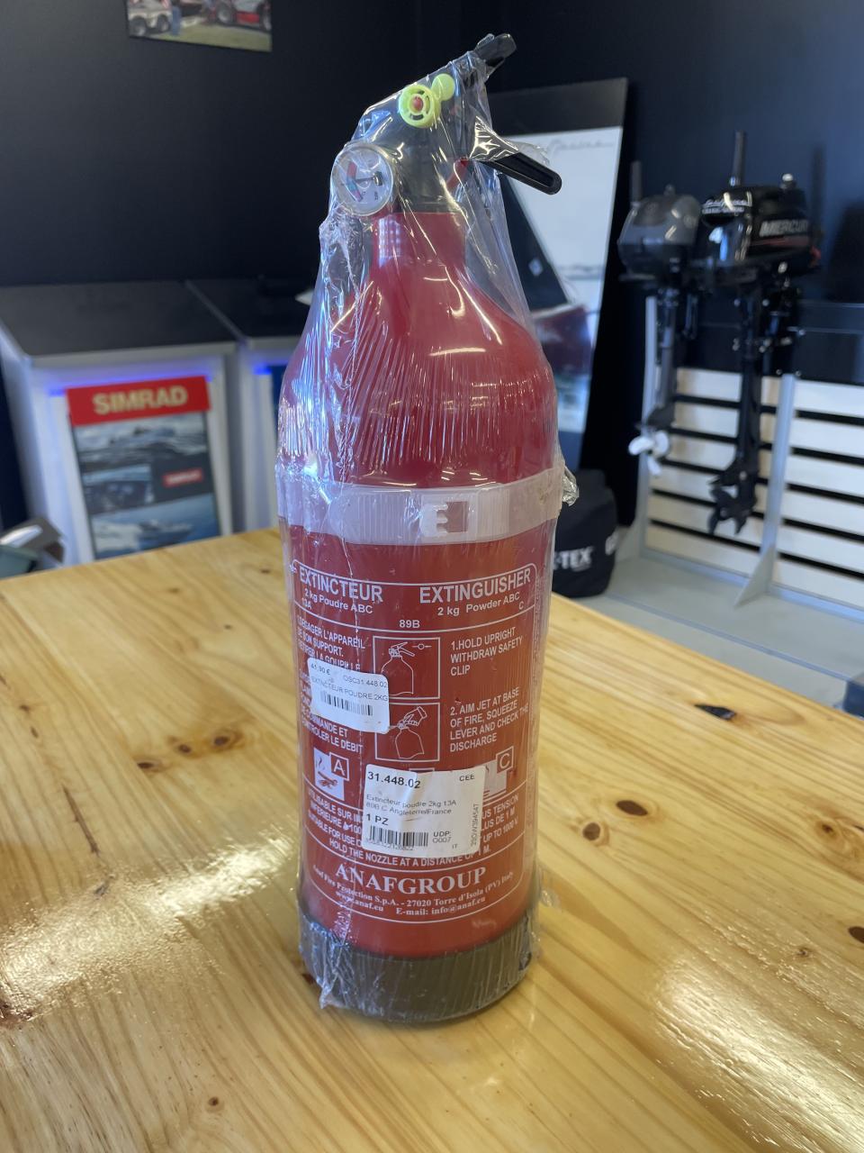 EXTINCTEUR POUDRE 2KG AVEC MANO