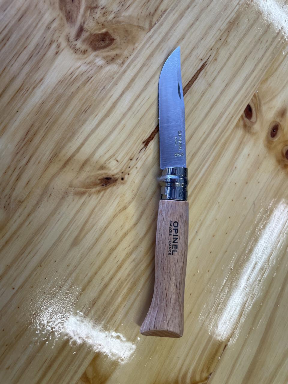 COUTEAU OPINEL AVEC ETUI