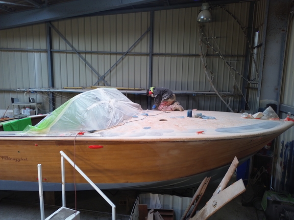 BATEAU A MOTEUR EN BOIS PEDRAZZINI REFIT