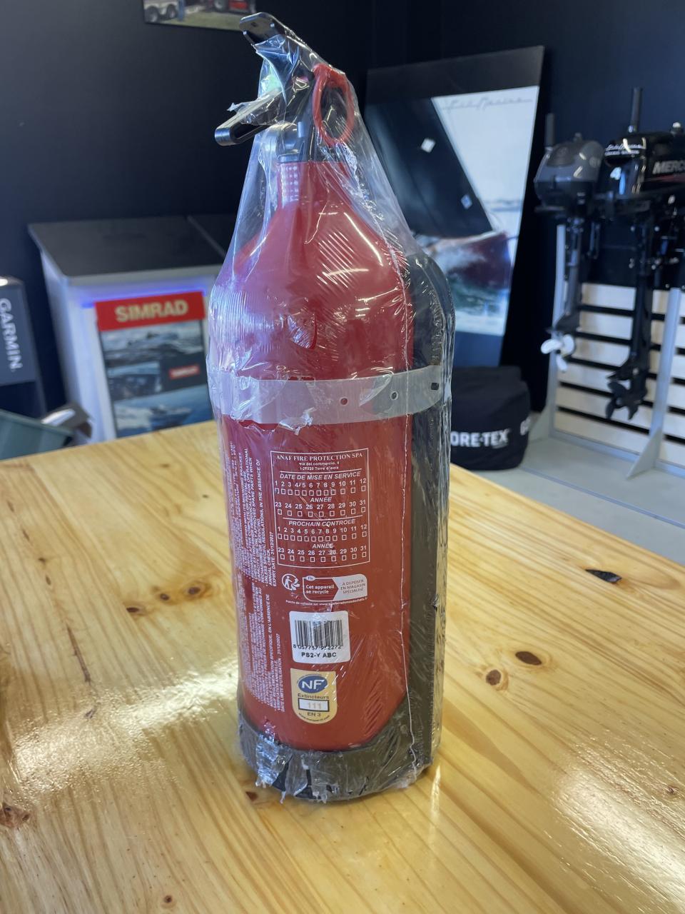 EXTINCTEUR POUDRE 2KG AVEC MANO