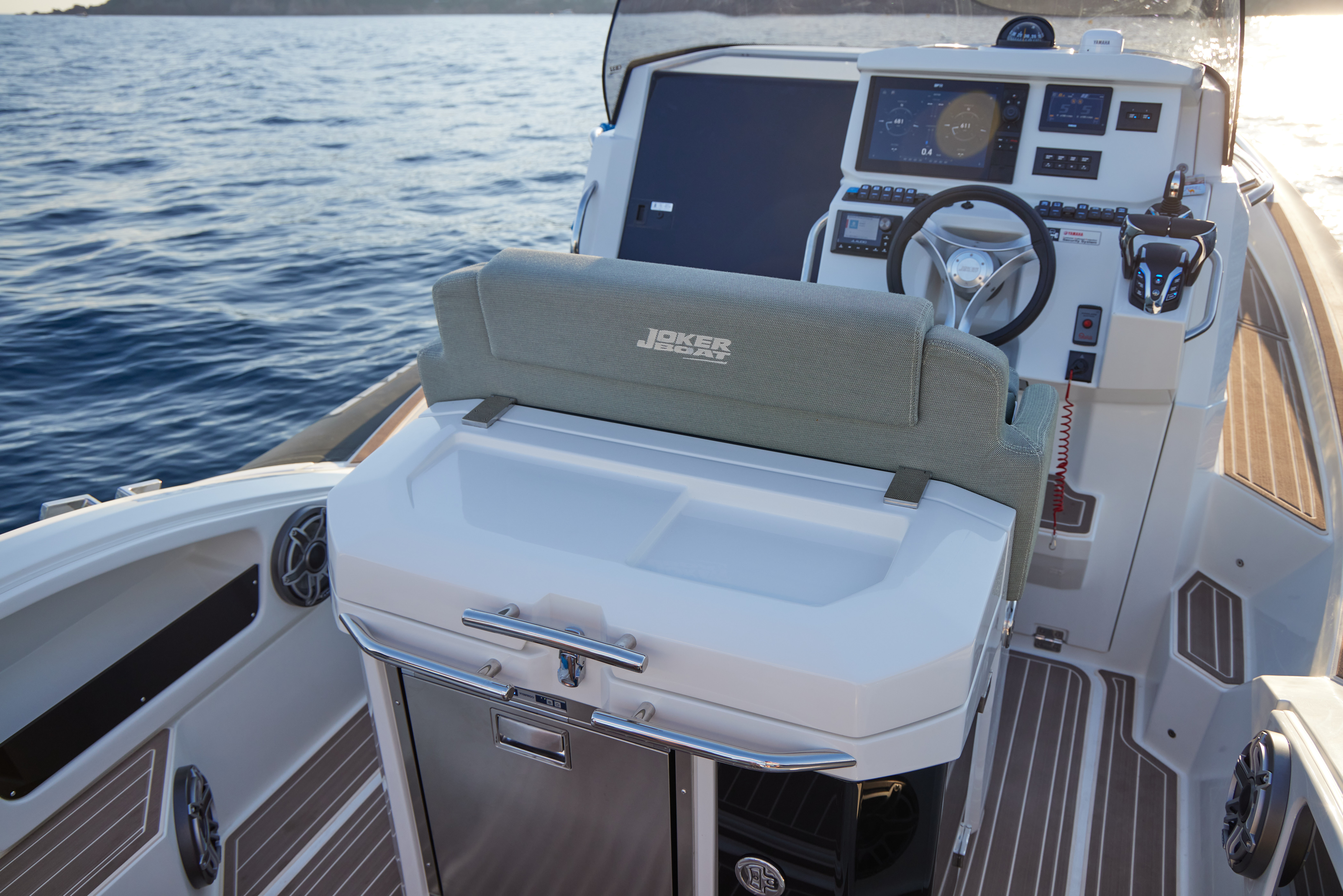 Semi-rigide Joker Boat Clubman 32