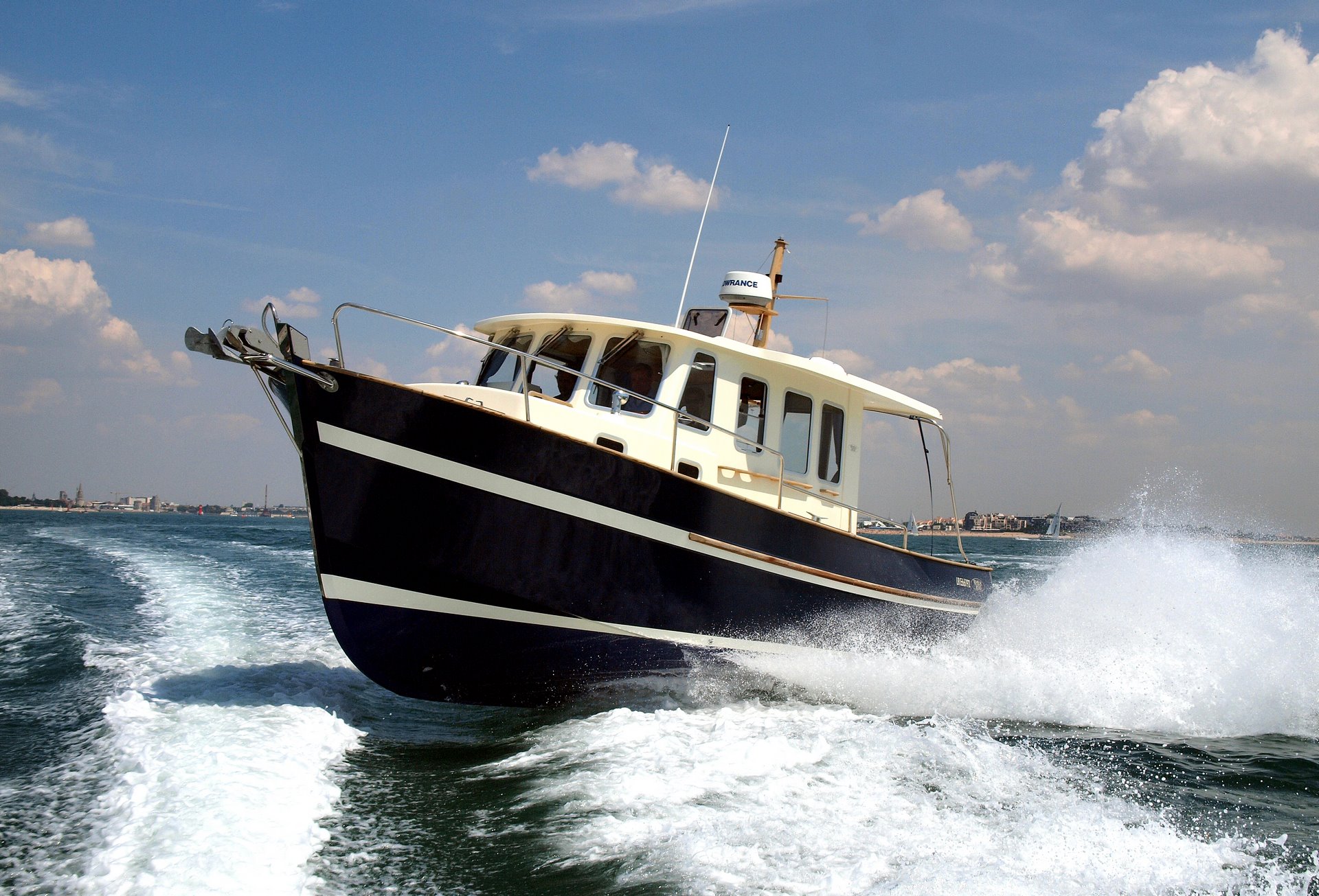 RHEA MARINE 850 TIMONIER 