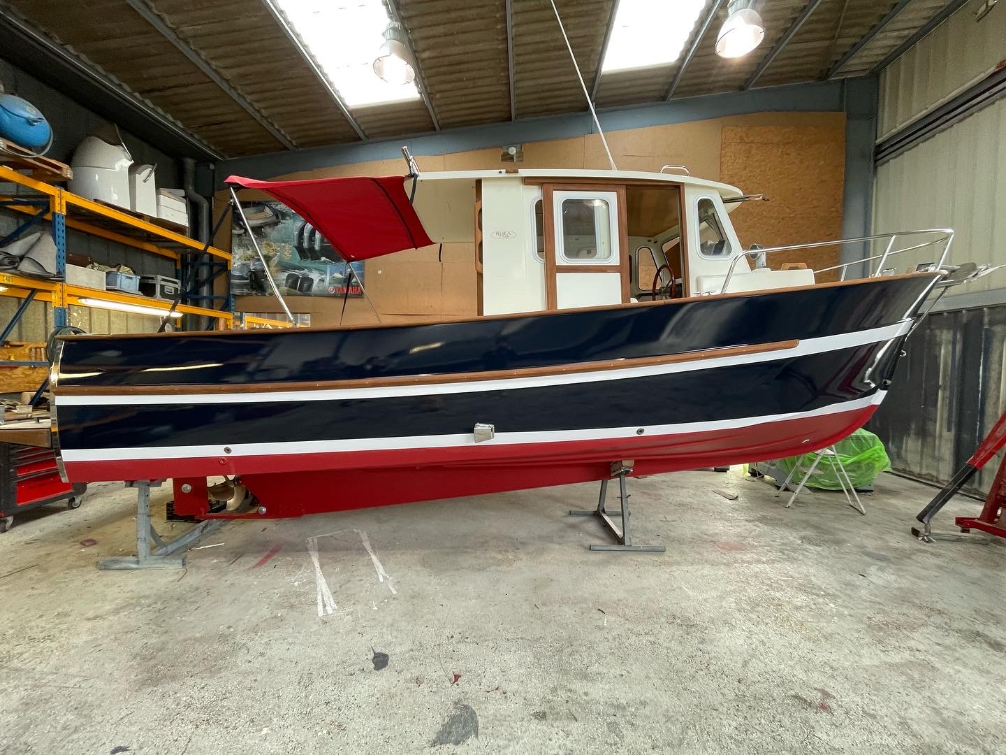 COVERING RHEA 750