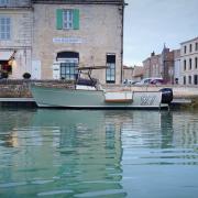 bateau_a_moteur_pour_la_bretagne_1_.jpg