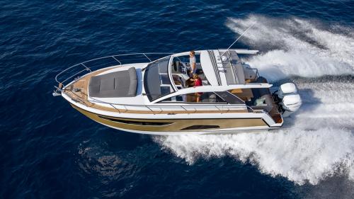 Sealine S335v