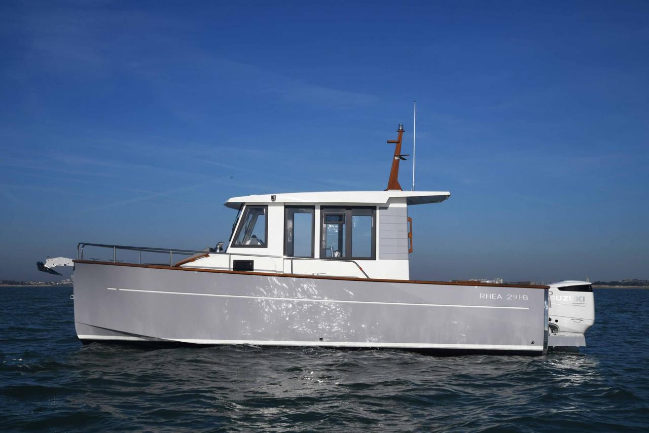 Rhea Marine 29 HB Timonier