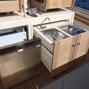 rhea_marine_35_open_3_.jpg