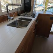 trawler_rhea_marine_-_cuisine_interieur.jpg