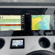bateau_moteur_recent_occasion_1_.jpg