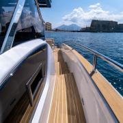 bateau_a_moteurs_hors-bord_yamaha_2_.jpg