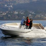 bateau_de_plaisance_pas_cher.jpg
