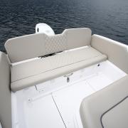 bateau_a_moteur_6m_spacieux_3_.jpg