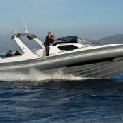 bateau_de_plaisance_moteur_hors_bors_salpa_2_.JPG