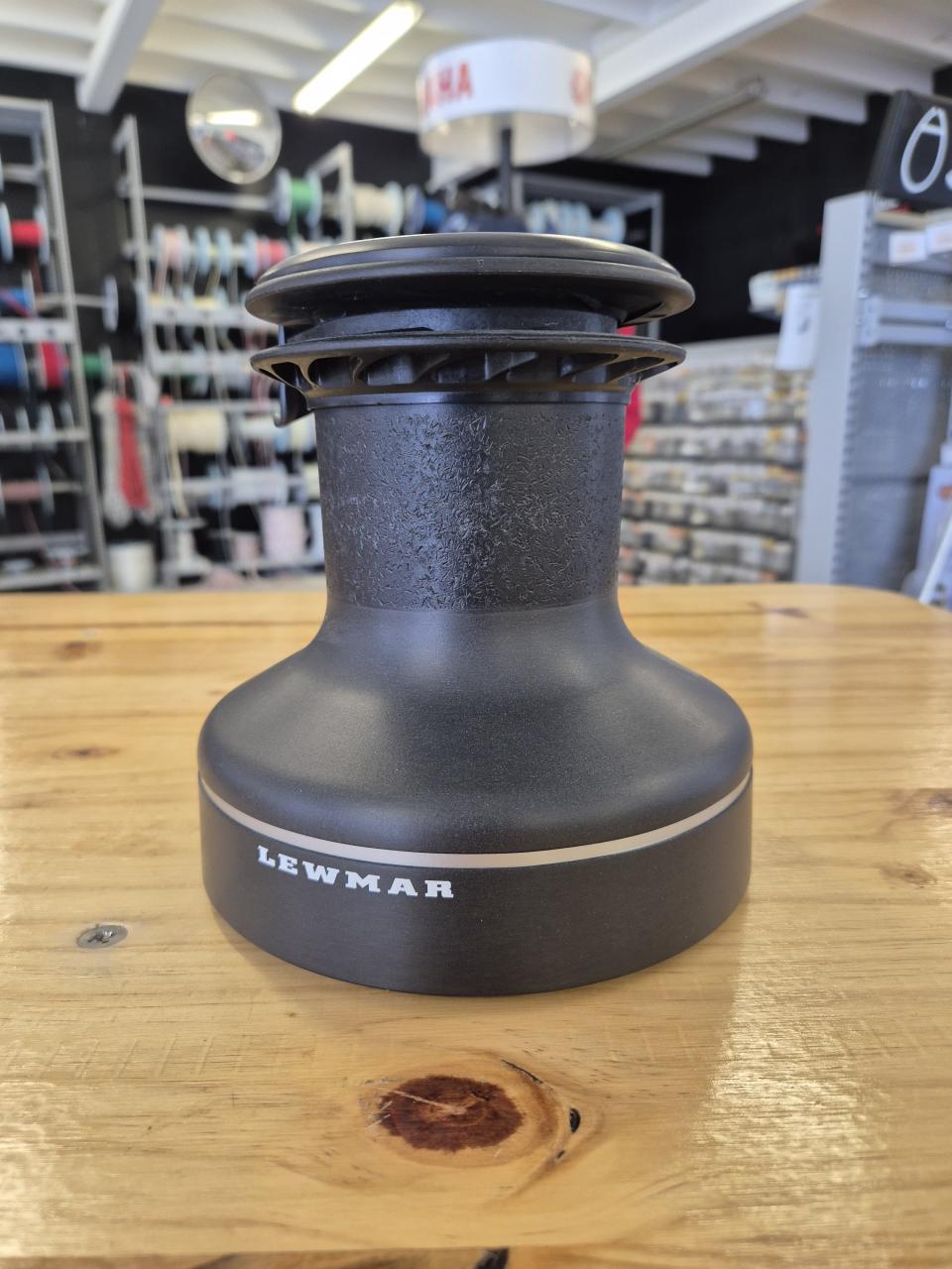 WINCH LEWMAR 45 EVO RACE