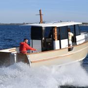 rhea_730_timonier_bateau_de_peche_cotiere_robuste_et_stable_bretagne.JPG