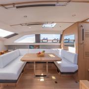 carre-central-du-pilot-saloon-48e.jpg.jpg