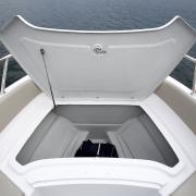 bateau_a_moteur_rangements_2_.jpg