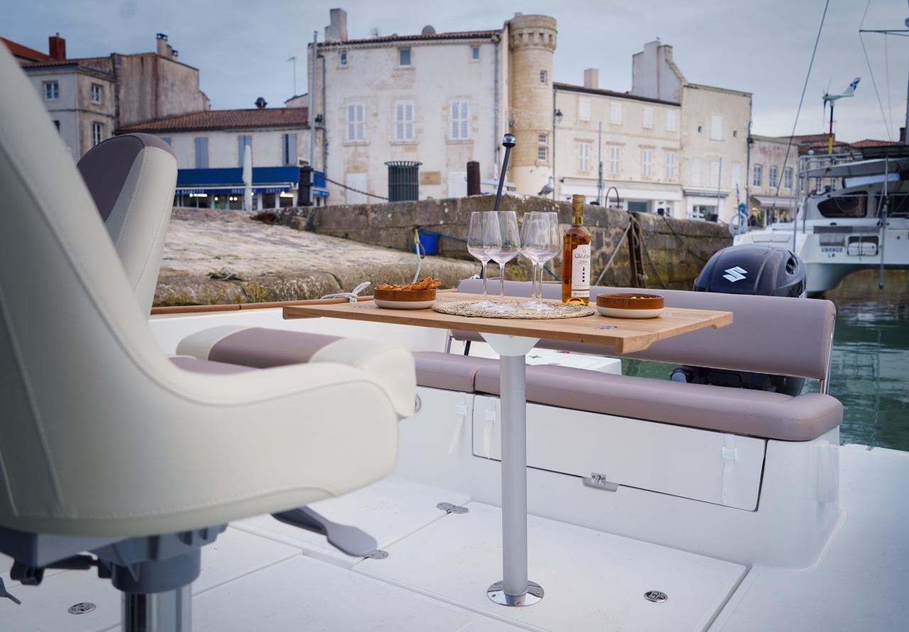 Rhea Marine 27 Open V2