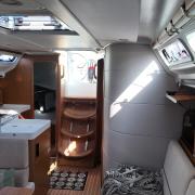 interieur_voilier_allemand_finitions_premium_occasion.JPG