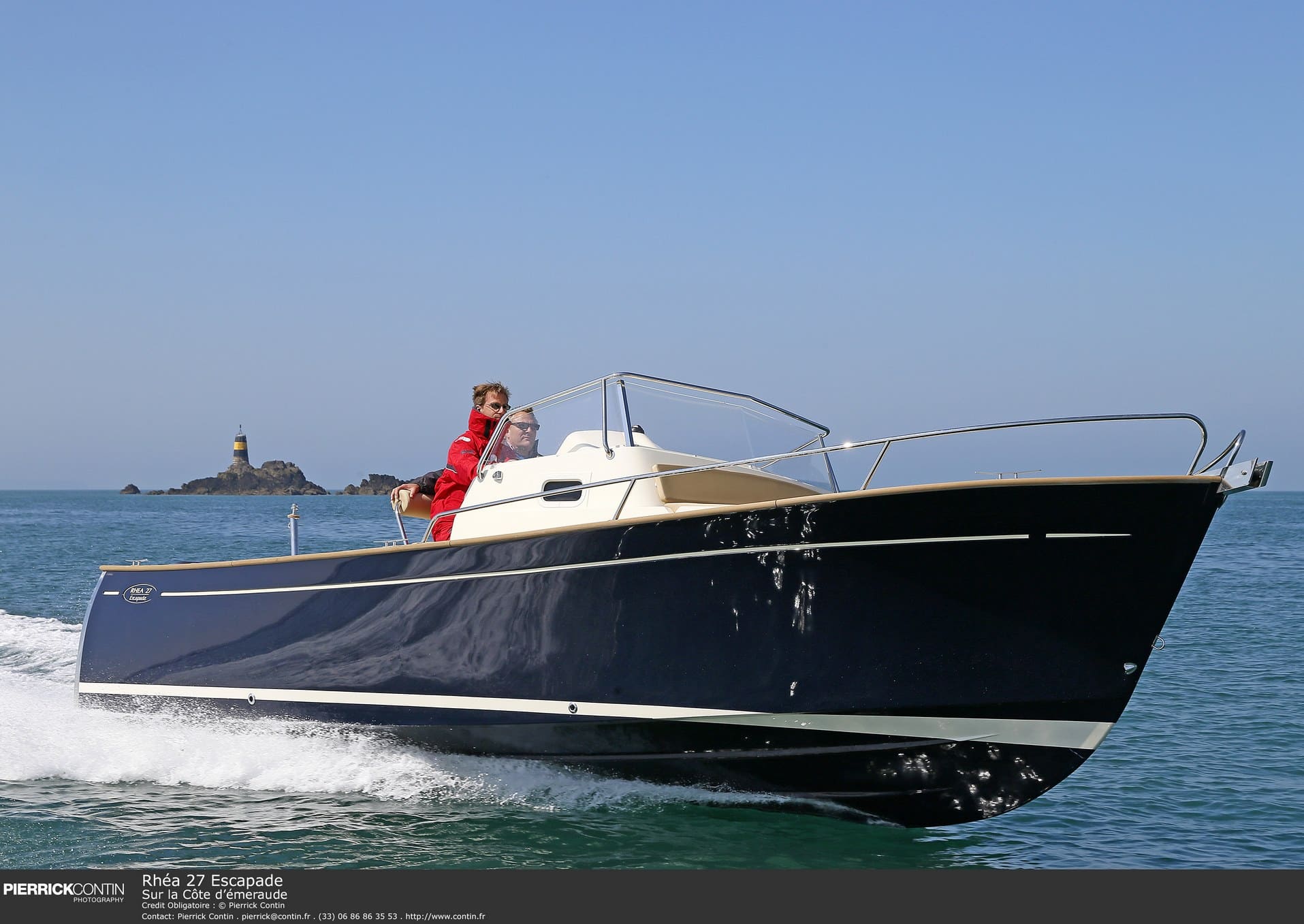 RHEA MARINE 27 ESCAPADE