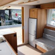rhea_trawler_34_12_.jpg