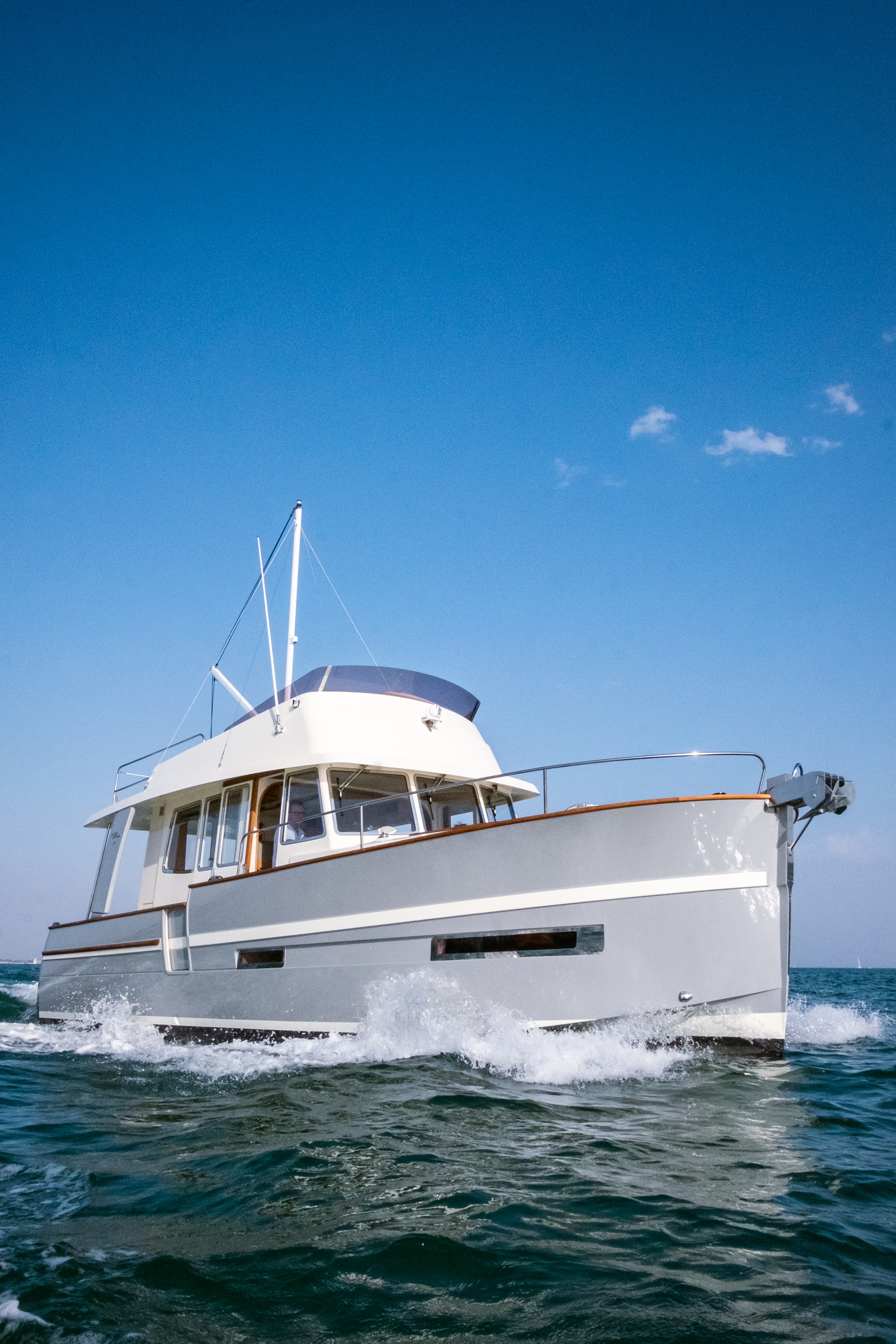 RHEA TRAWLER