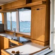 rhea_trawler_34_9_.jpg