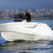 bateau_a_moteur_hors-bord.jpg