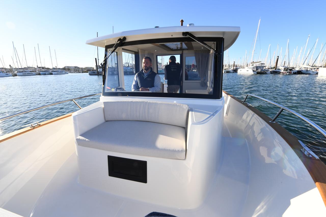 Rhea Marine 730 TIMONIER HERITAGE